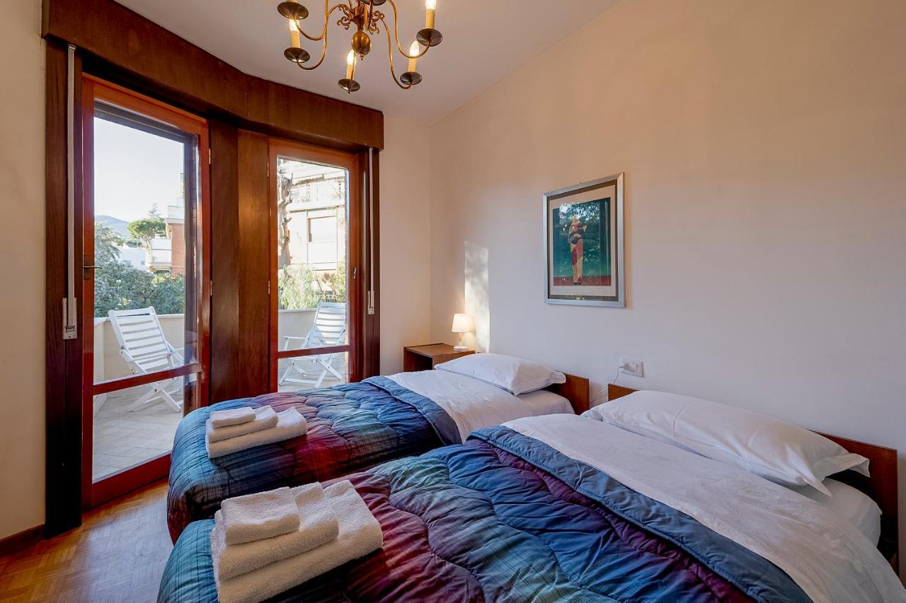 Portosole Attic - With Terrace And Private Parking Apartment Sanremo Exterior foto